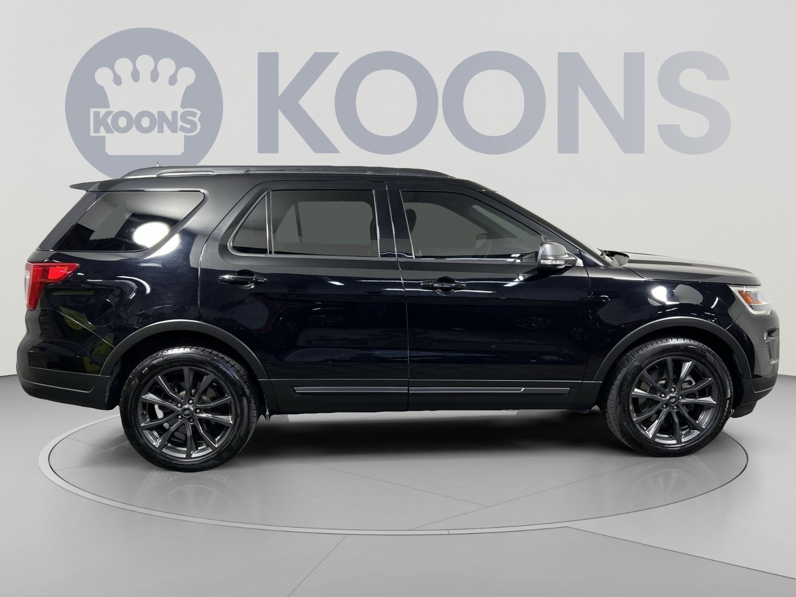 Certified 2018 Ford Explorer XLT w/ Equipment Group 202A AWD/4WD image 12