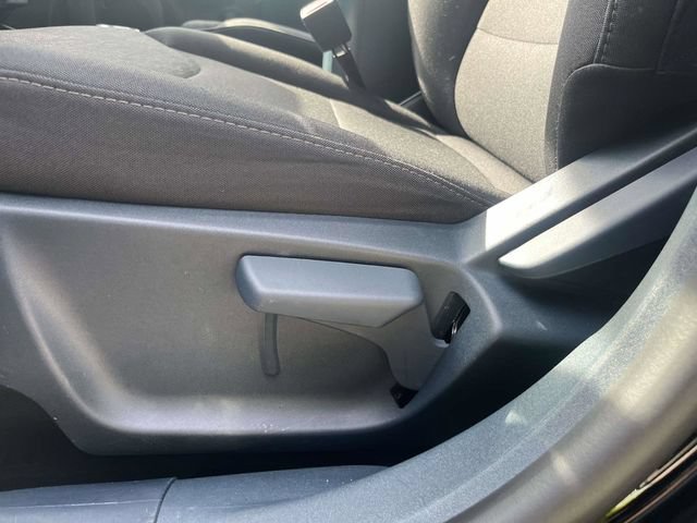 Certified 2025 Ford Maverick XL FWD image 17
