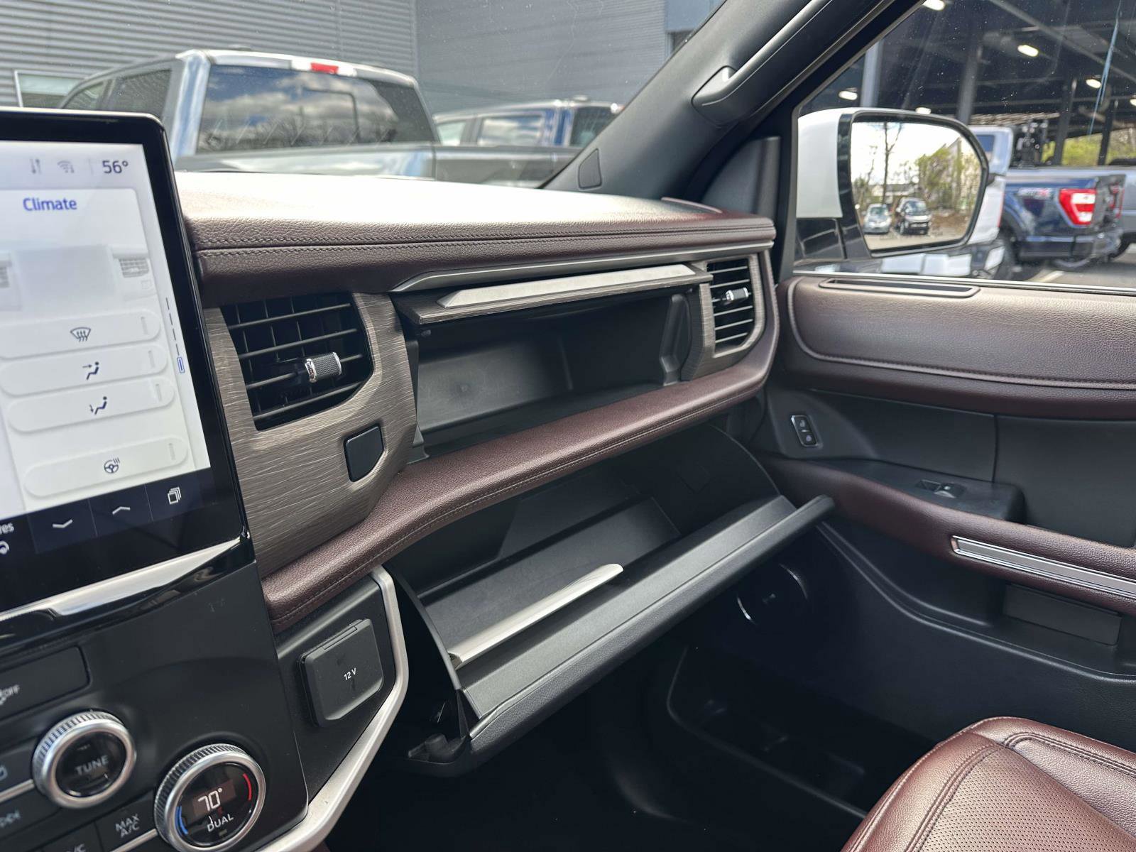 Certified 2024 Ford Expedition Max Limited AWD/4WD image 19