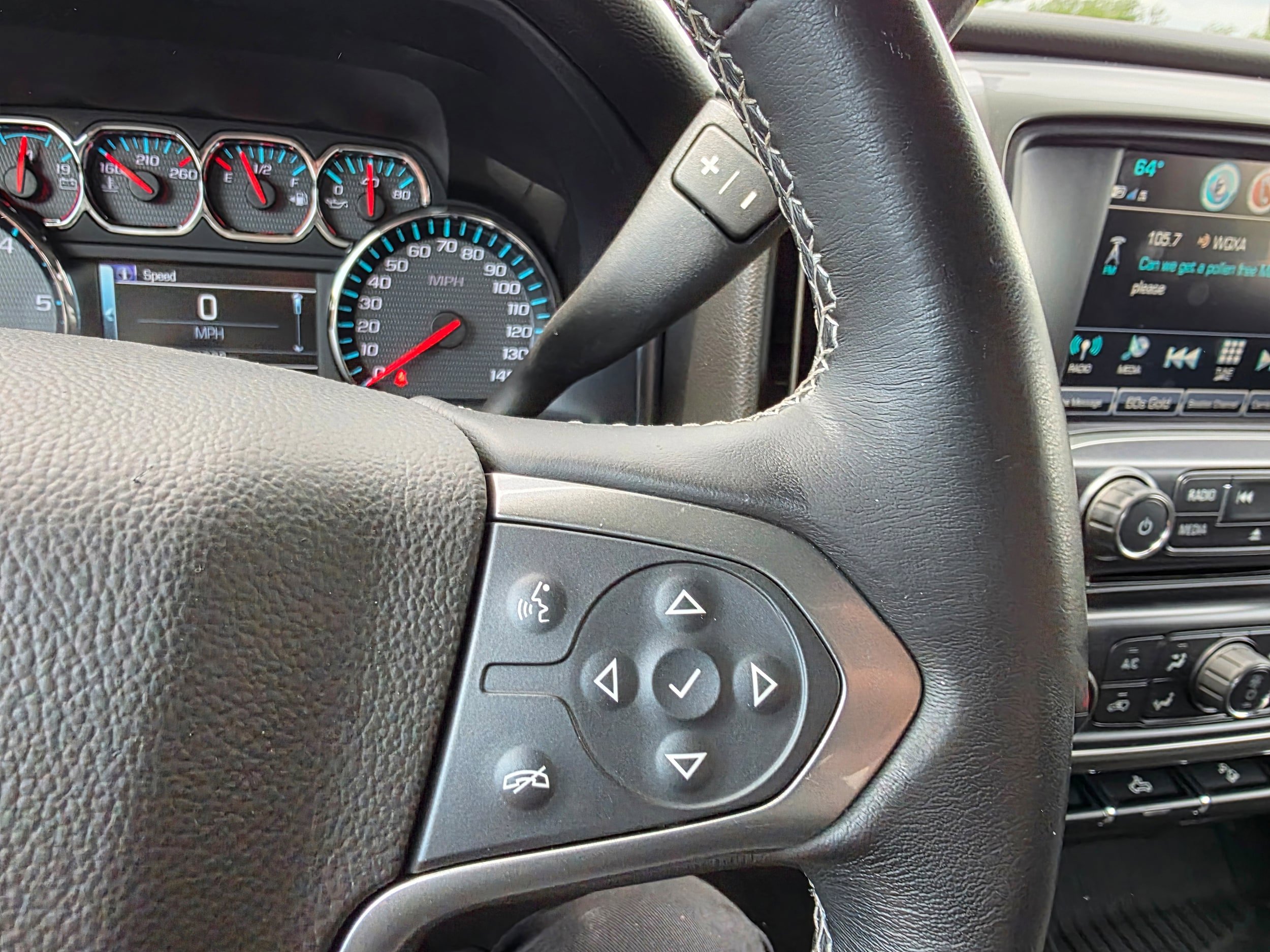 Used 2019 Chevrolet Silverado 1500 LT w/ All Star Edition AWD/4WD image 17