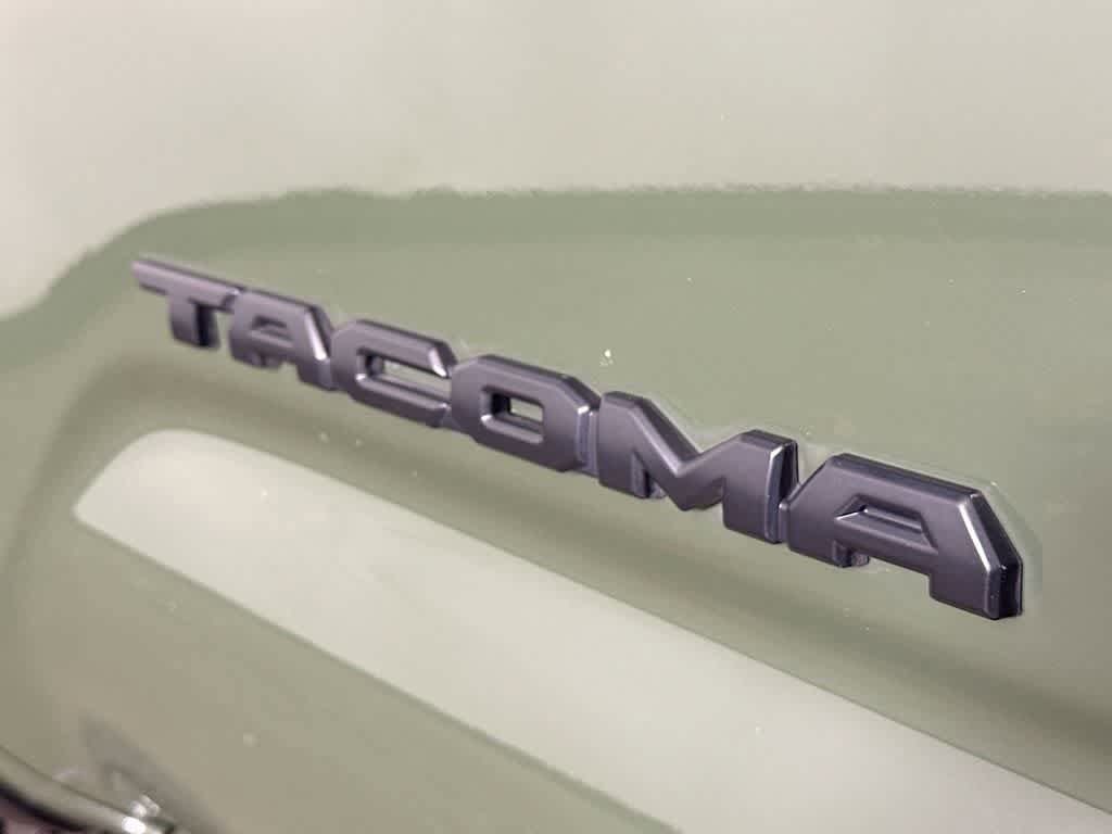 Used 2021 Toyota Tacoma SR5 w/ Trail Edition RWD image 7