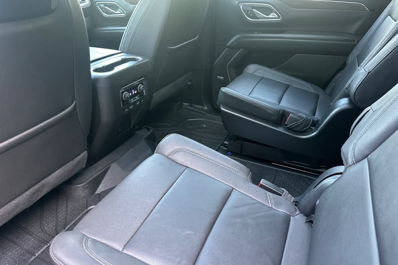 Used 2023 Chevrolet Tahoe Z71 AWD/4WD image 4