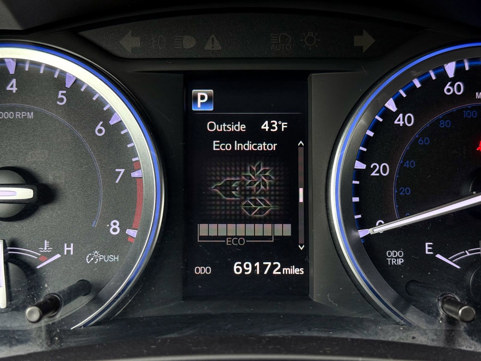 Used 2019 Toyota Highlander XLE AWD/4WD image 42