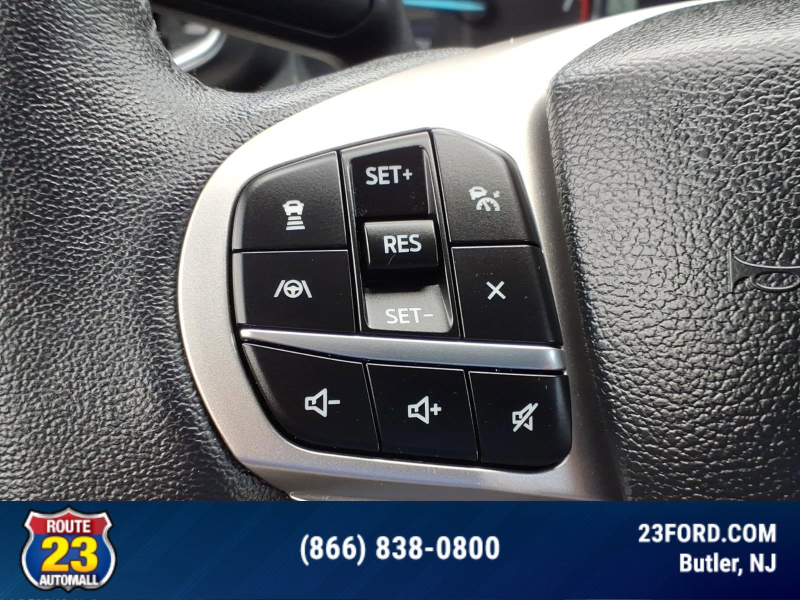 Certified 2024 Ford Explorer XLT w/ Equipment Group 202A AWD/4WD image 13