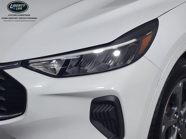 Certified 2023 Ford Escape ST-Line AWD/4WD image 10