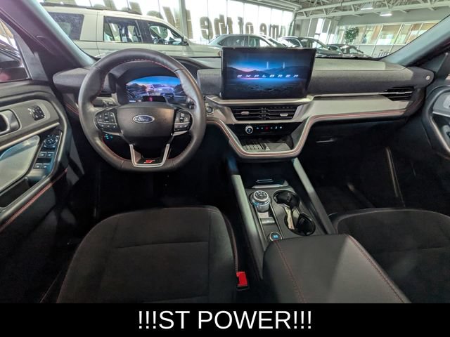 Certified 2025 Ford Explorer ST AWD/4WD image 11