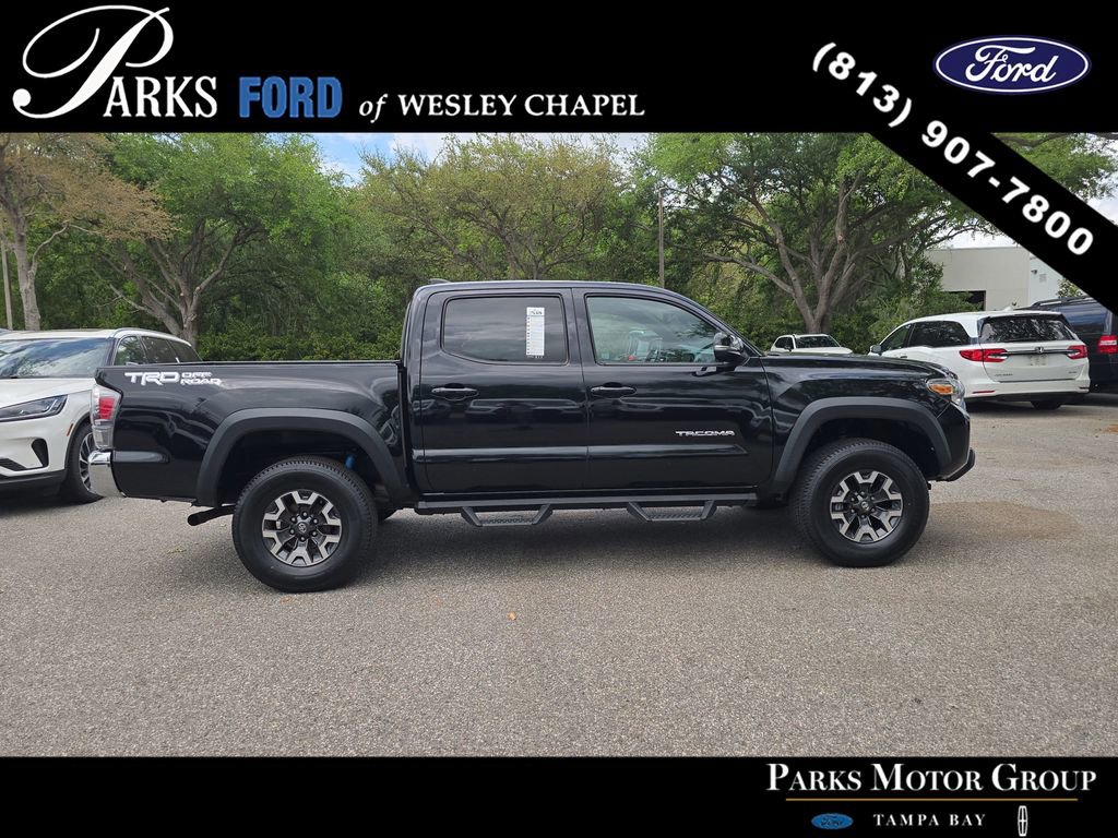 Used 2022 Toyota Tacoma TRD Off-Road image 3