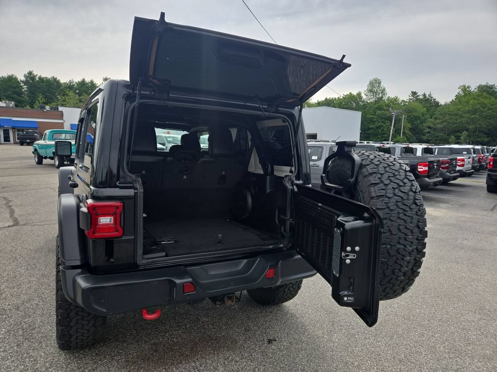 Used 2021 Jeep Wrangler Unlimited Rubicon AWD/4WD image 3