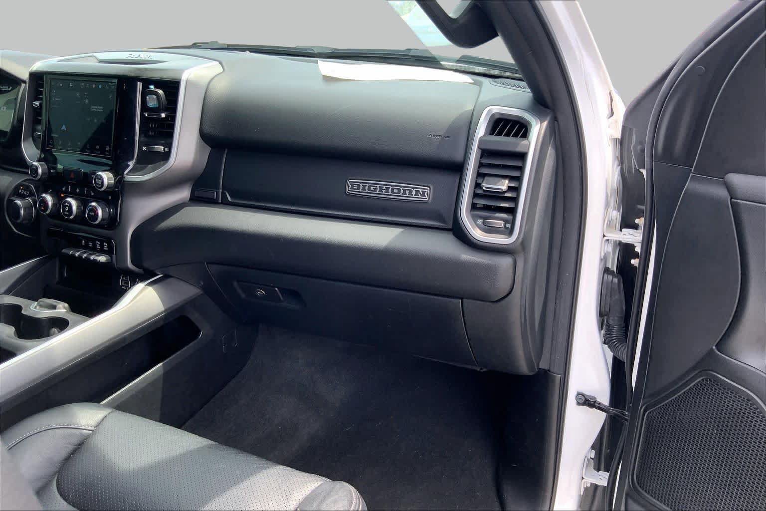Used 2022 RAM 1500 Big Horn w/ Night Edition RWD image 19