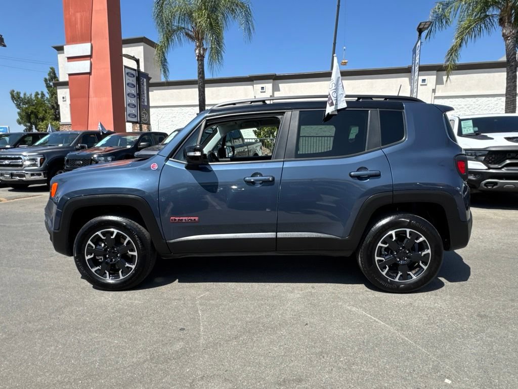 Used 2023 Jeep Renegade Trailhawk AWD/4WD image 7