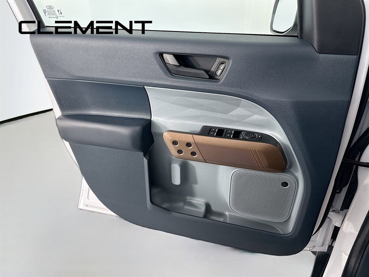 Certified 2024 Ford Maverick Lariat image 28