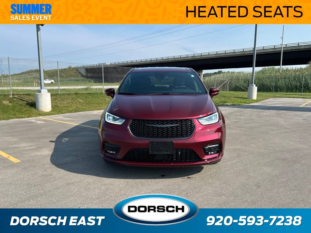 Used 2022 Chrysler Pacifica Touring-L w/ S Appearance Package FWD image 3