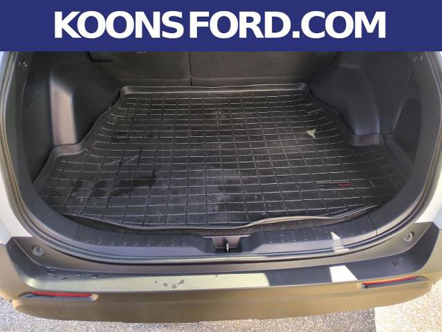 Used 2021 Toyota RAV4 XLE w/ Convenience Package FWD image 22