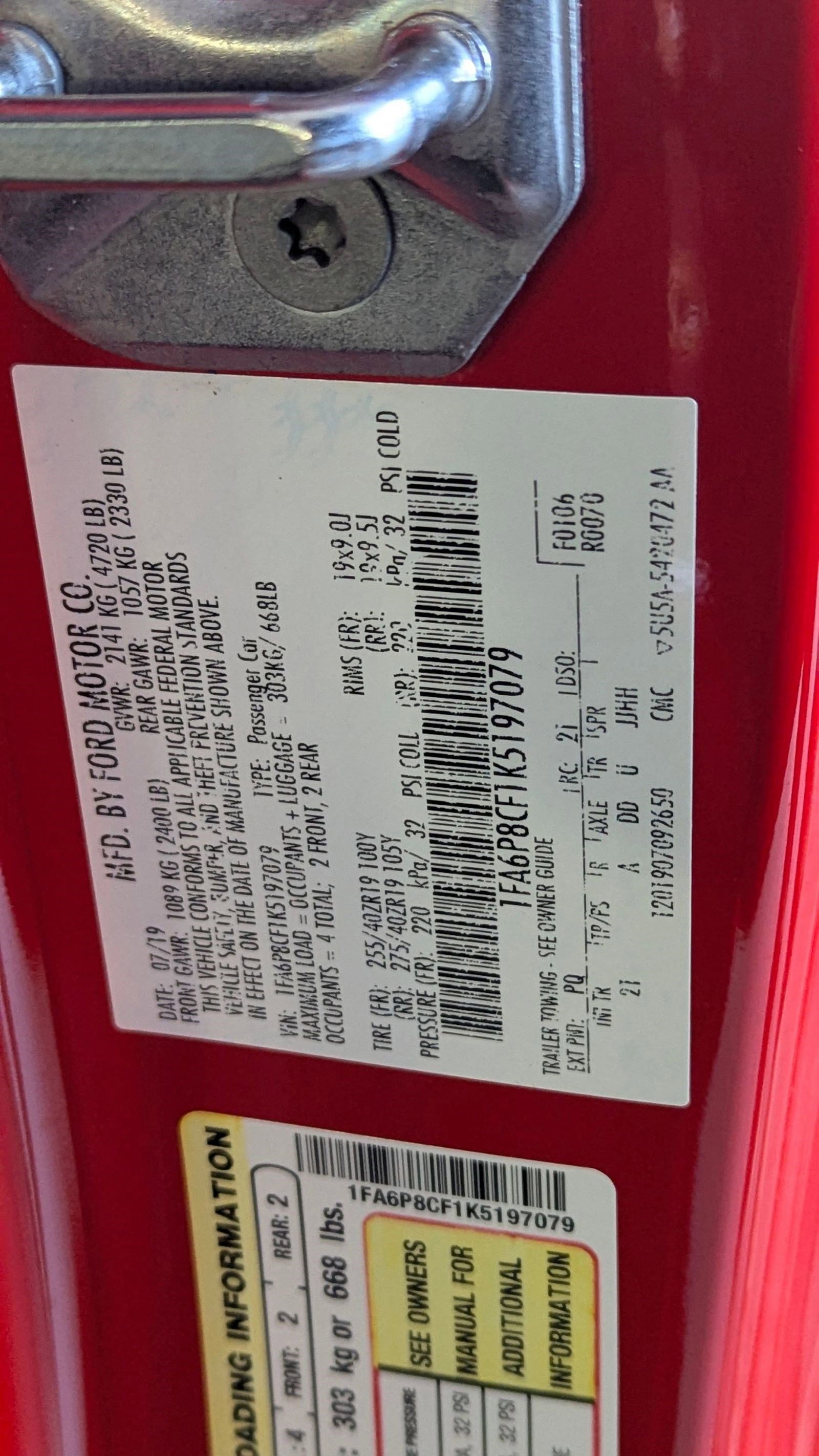 Certified 2019 Ford Mustang GT w/ GT Performance Package image 18