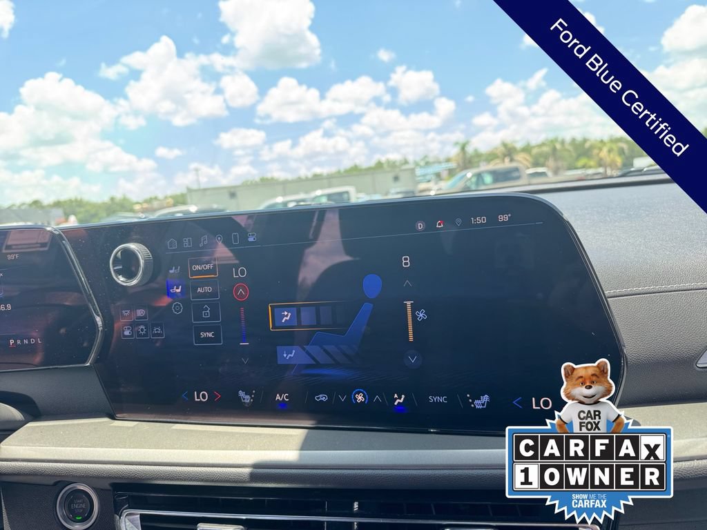 Used 2025 Chevrolet Traverse LT FWD image 25