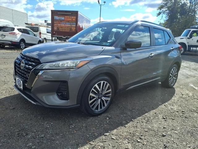Used 2024 Nissan Kicks SR image 7