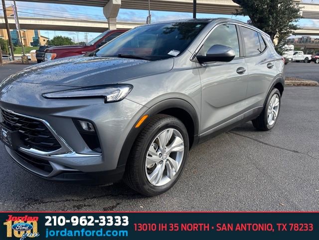 Used 2025 Buick Encore GX Preferred FWD image 3