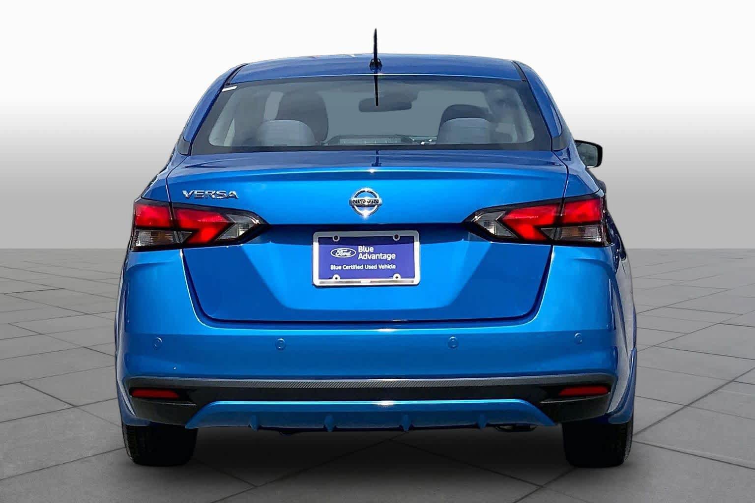 Used 2020 Nissan Versa S FWD image 5