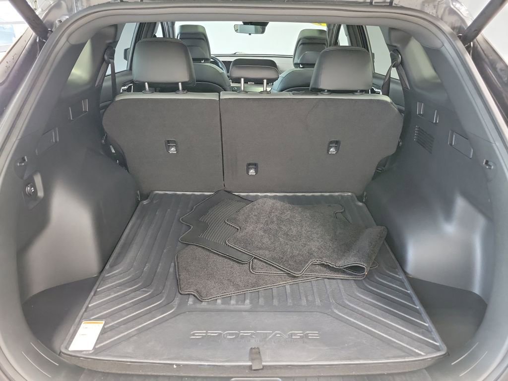 Used 2023 Kia Sportage X-Line w/ X-Line Premium Package AWD/4WD image 19