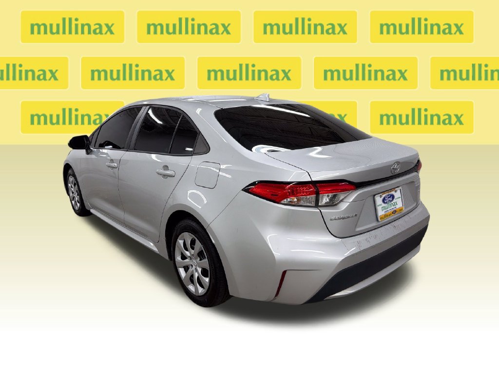 Used 2020 Toyota Corolla LE FWD image 10
