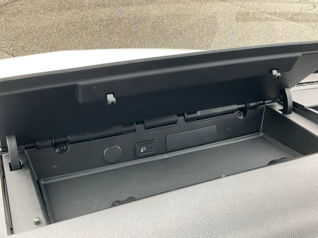 Used 2021 Mercedes-Benz Sprinter 144 Cargo image 11