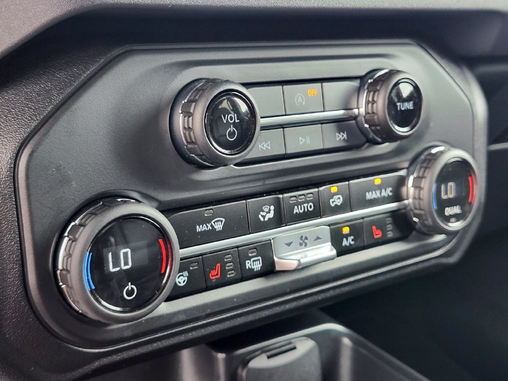 Certified 2026 Ford Bronco Outer Banks AWD/4WD image 21