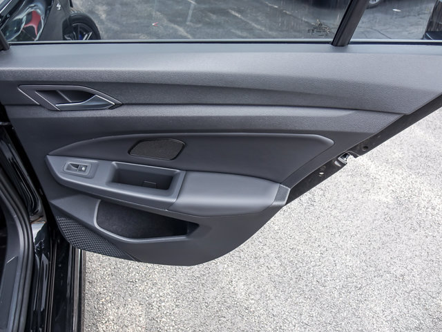 Used 2025 Volkswagen Golf AWD/4WD image 24