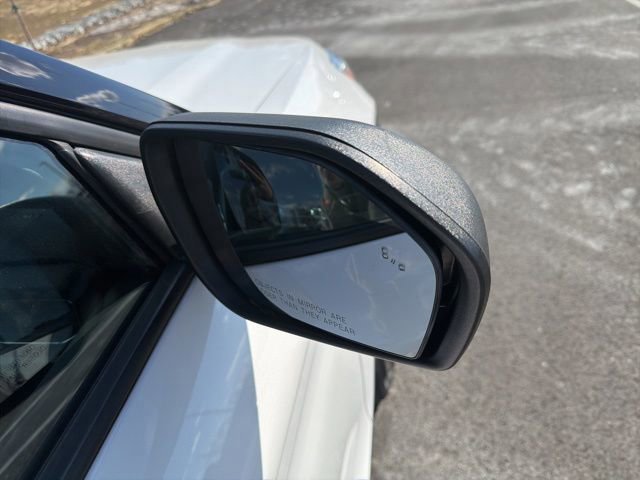 Certified 2022 Ford Explorer XLT w/ Equipment Group 202A image 9