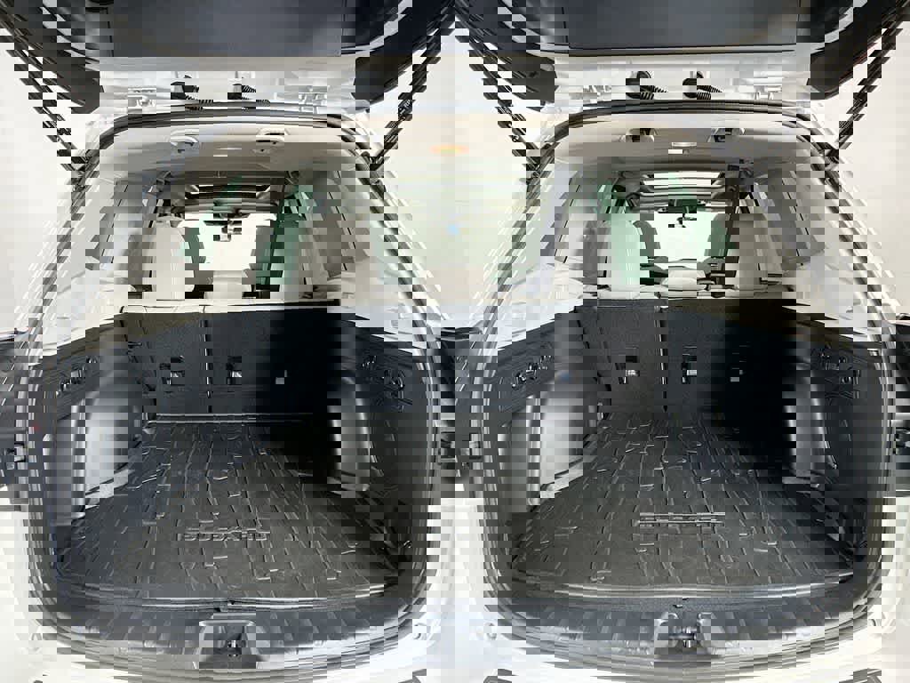 Used 2023 Subaru Forester Limited image 24