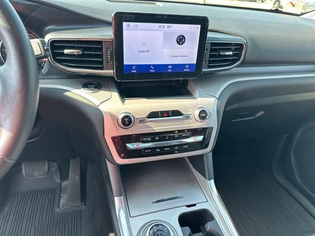Certified 2023 Ford Explorer XLT w/ Equipment Group 202A image 17