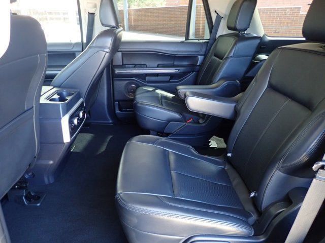 Certified 2023 Ford Expedition XLT image 10