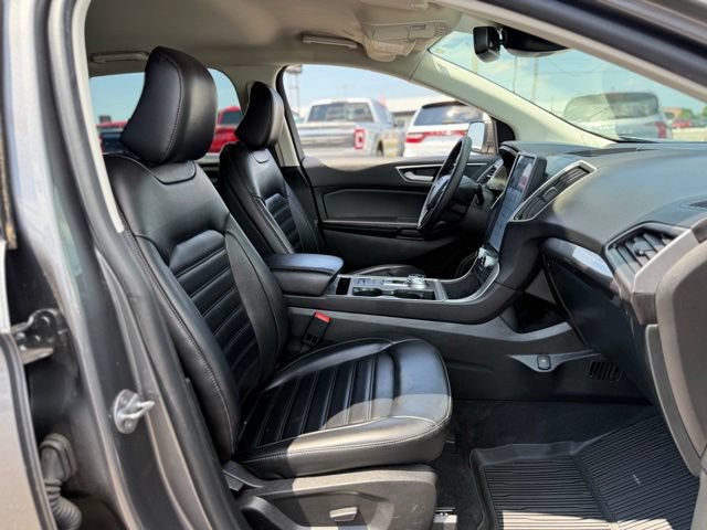 Certified 2024 Ford Edge SEL w/ Convenience Package AWD/4WD image 12