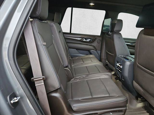Used 2021 GMC Yukon Denali w/ Denali Premium Package AWD/4WD image 16