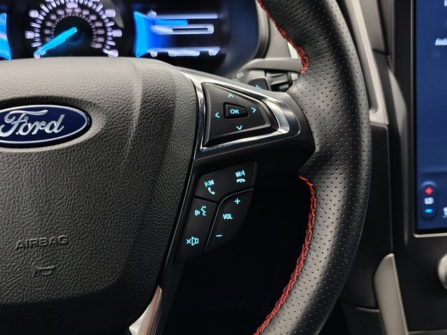 Certified 2022 Ford Edge ST-Line w/ Class II Trailer Tow Package AWD/4WD image 40