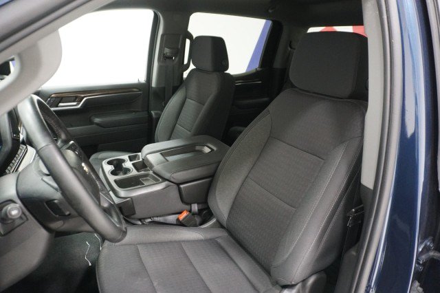 Used 2023 Chevrolet Silverado 1500 LT AWD/4WD image 15