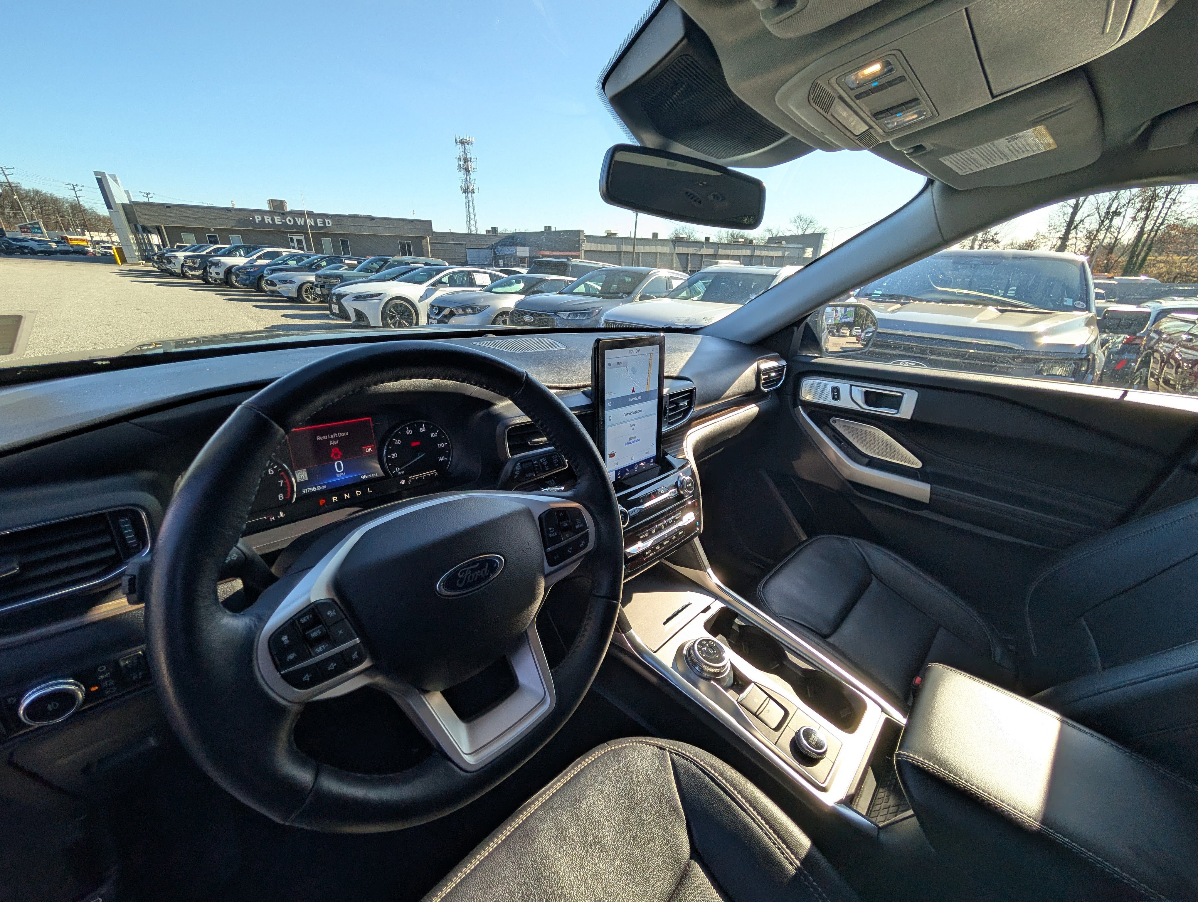 Certified 2022 Ford Explorer Limited w/ Limited Technology Package image 19