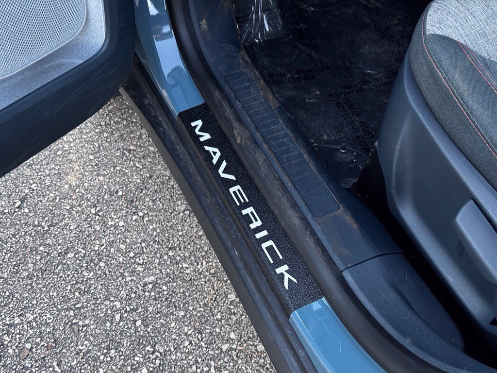 Certified 2023 Ford Maverick XLT FWD image 8