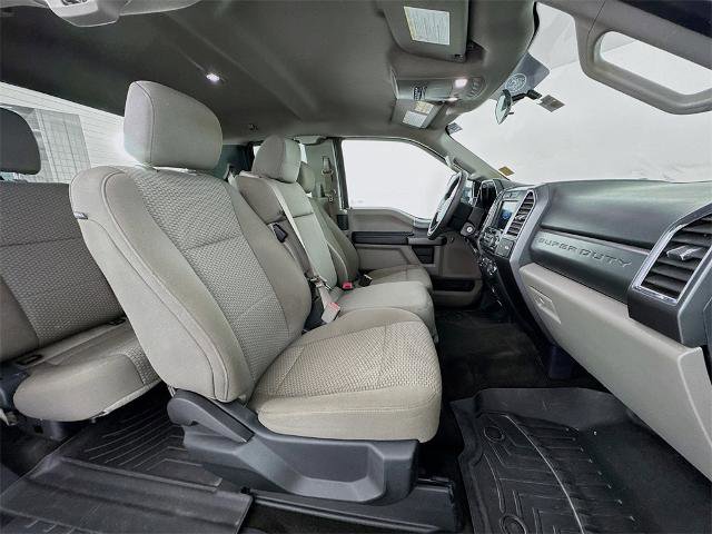 Certified 2017 Ford F350 XLT image 28