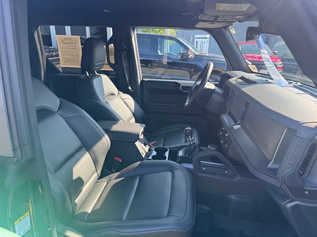 Certified 2025 Ford Bronco Badlands w/ Sasquatch Package AWD/4WD image 21
