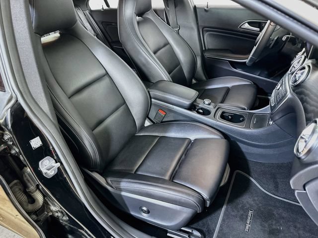 Used 2018 Mercedes-Benz CLA 250 4MATIC image 14
