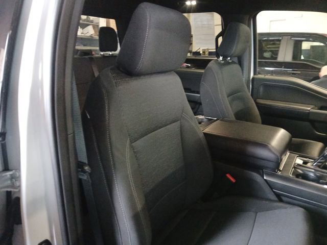 Certified 2022 Ford F150 XLT w/ Equipment Group 302A High image 44