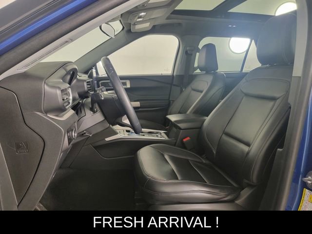 Certified 2023 Ford Explorer XLT w/ Equipment Group 202A AWD/4WD image 13