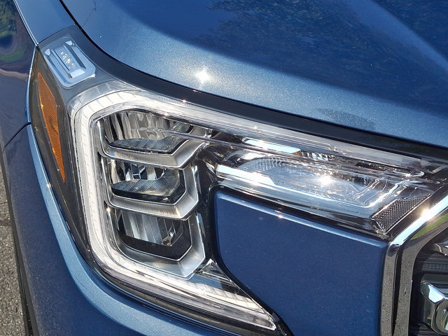Used 2024 GMC Terrain SLT w/ Infotainment Package II AWD/4WD image 14
