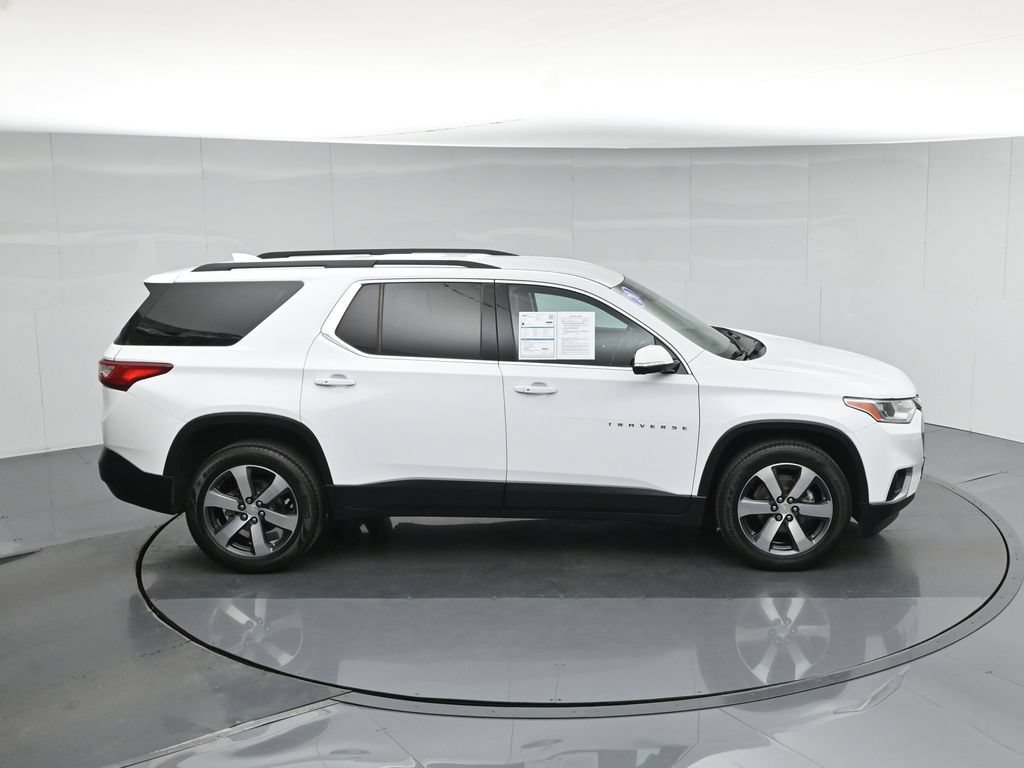 Used 2020 Chevrolet Traverse LT w/ LT Premium Package FWD image 43