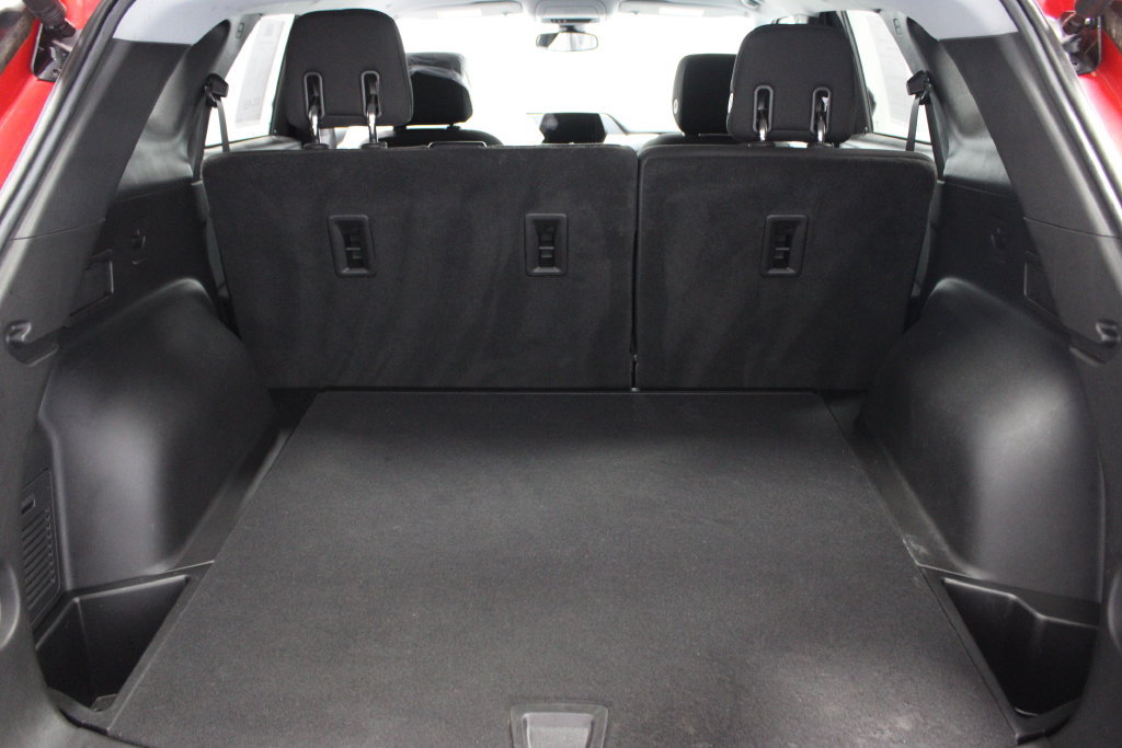 Used 2021 Chevrolet Blazer LT FWD image 16
