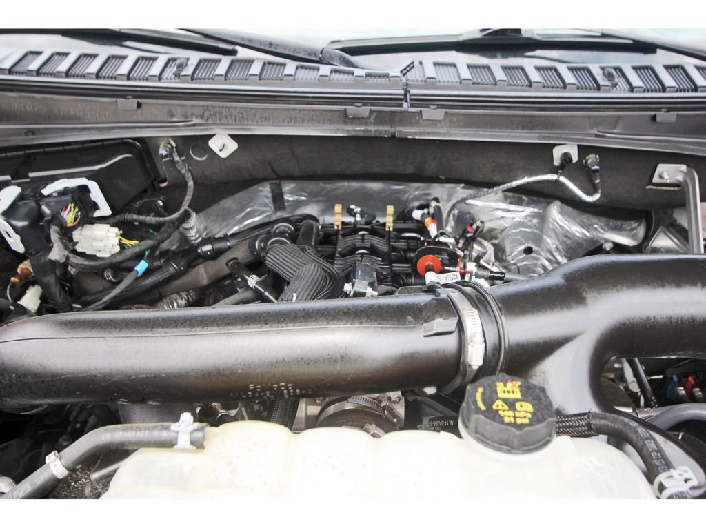 Certified 2024 Ford Expedition Max XLT image 32