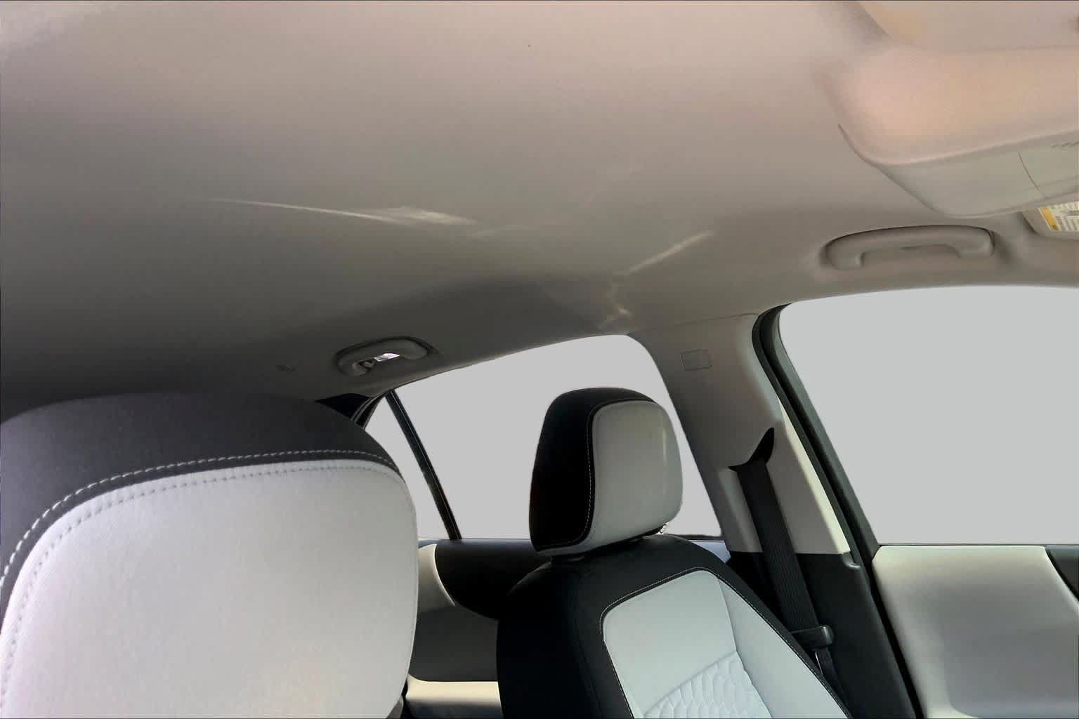Used 2020 Chevrolet Equinox LS w/ LS Convenience Package FWD image 13