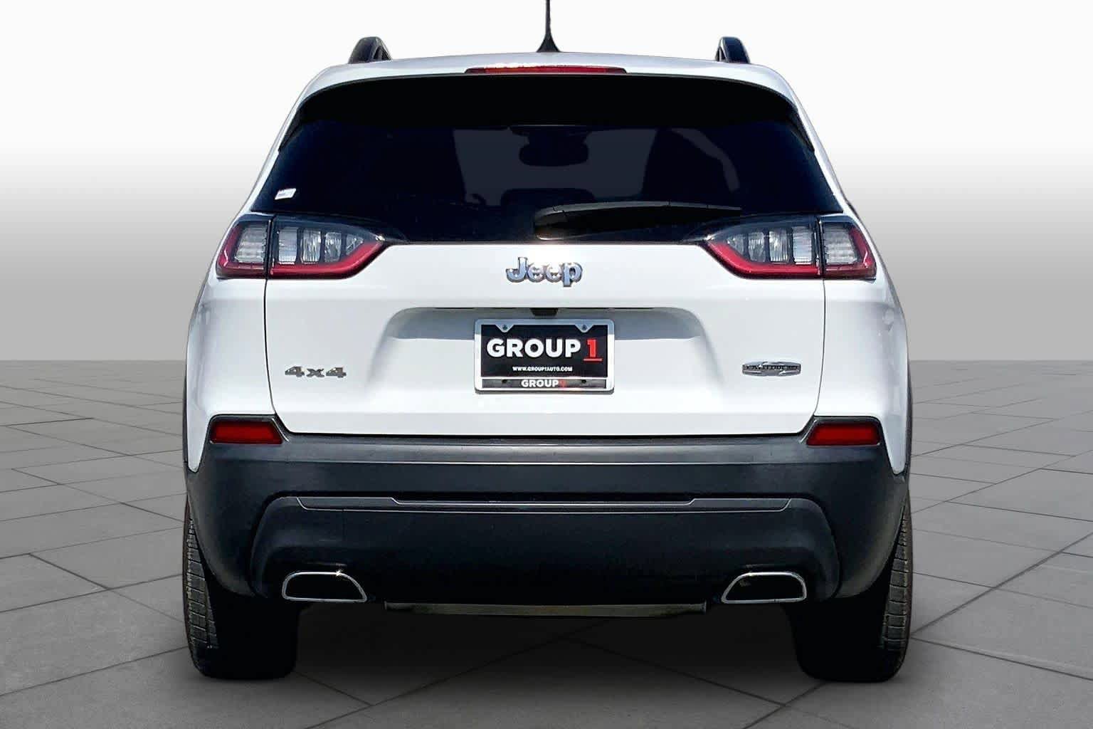 Used 2022 Jeep Cherokee Latitude Lux AWD/4WD image 9