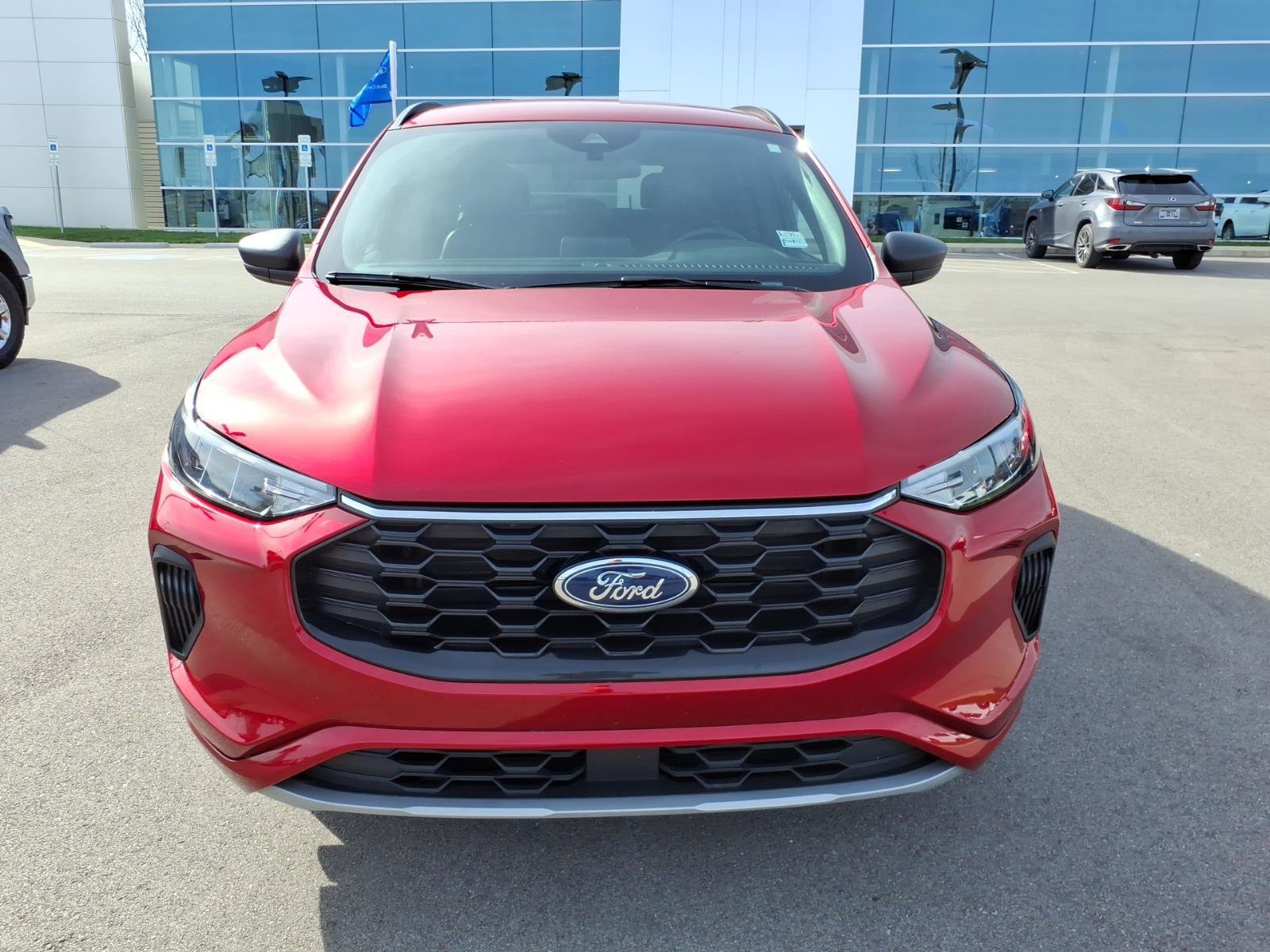 Certified 2024 Ford Escape ST-Line w/ Cold Weather Package image 8