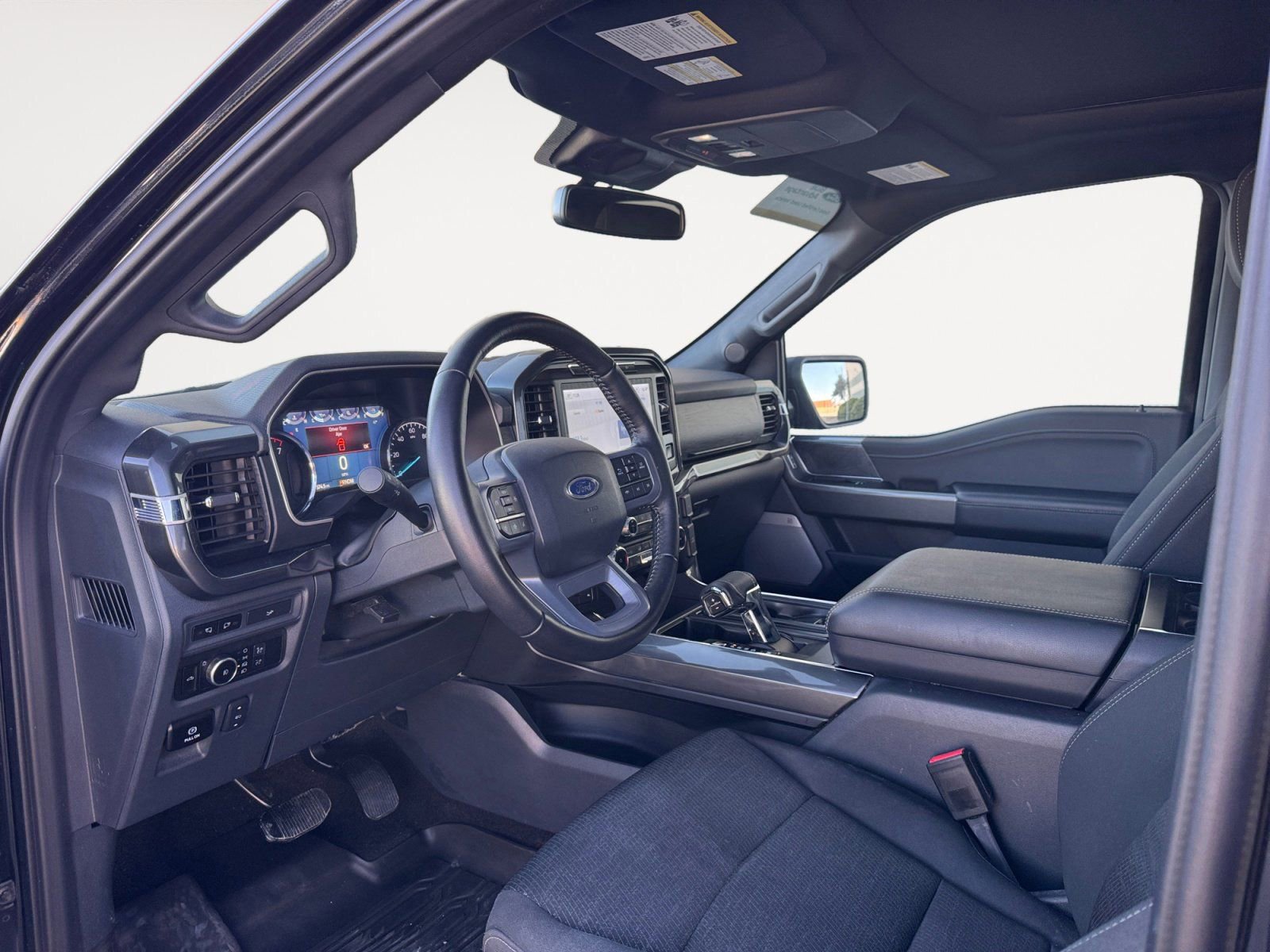 Certified 2022 Ford F150 XLT w/ Equipment Group 302A High image 9